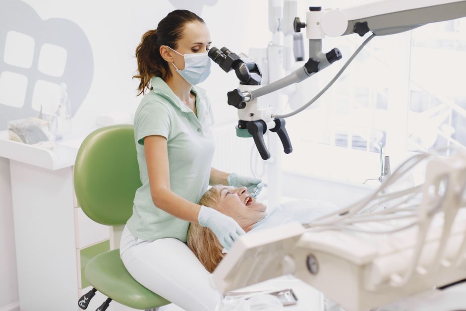 Sinus Lift Dentar: Simplu și Eficient pentru Implanturi Sigure